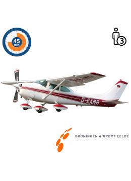 Trail lesson | Flight lesson | Sightseeing Flight Cessna 182 Skylane Groningen Airport Eelde  (45 minutes)