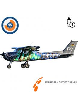 Proefles | Vliegles | Rondvlucht Cessna 150 Aerobat Groningen Airport Eelde (45 minuten)