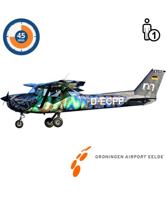 Proefles | Vliegles | Rondvlucht Cessna 150 Aerobat Groningen Airport Eelde (45 minuten)